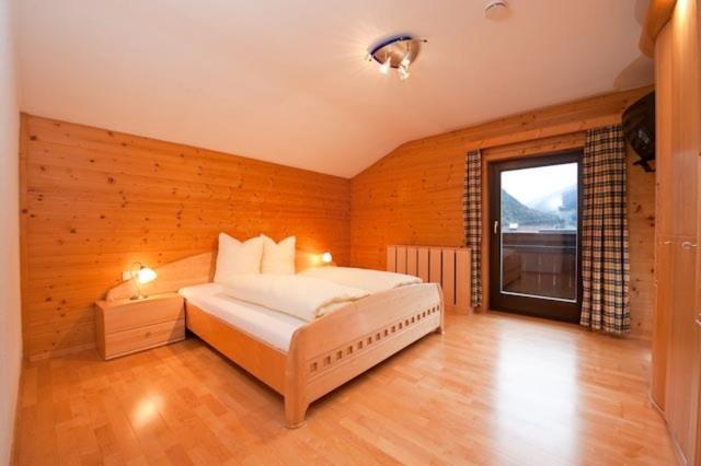 Hotel Kristall 3*